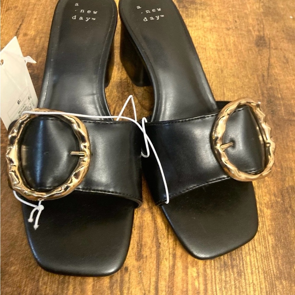 Women's Diana Buckle Mule Heels - A New Day Size 6.5 New - Picture 4 of 5